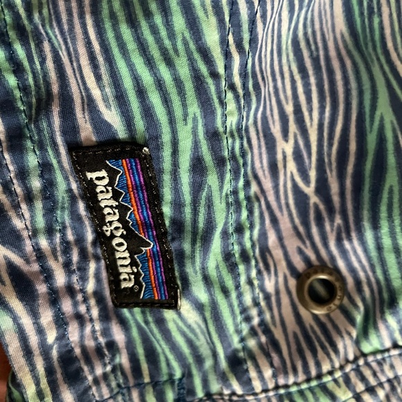 Patagonia shorts - Picture 3 of 7